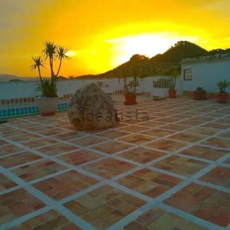 Vivienda Rural Las Bartolas Jaen Exterior photo