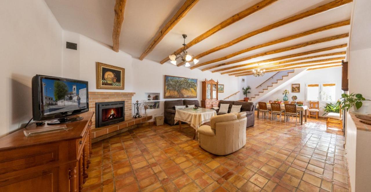 Vivienda Rural Bartolas Holiday home